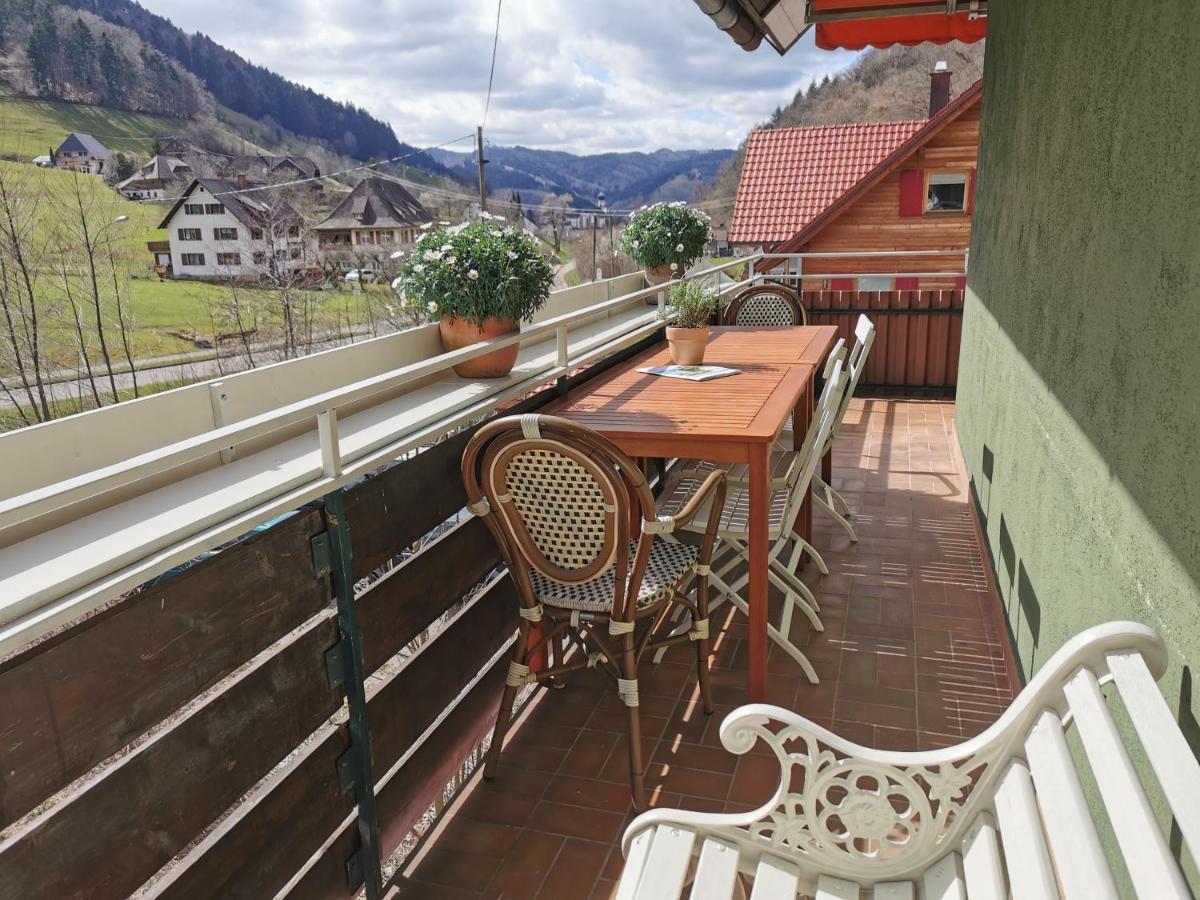 Ferienwohnung Vogelsang Im Schwarzwald Muenstertal Ngoại thất bức ảnh